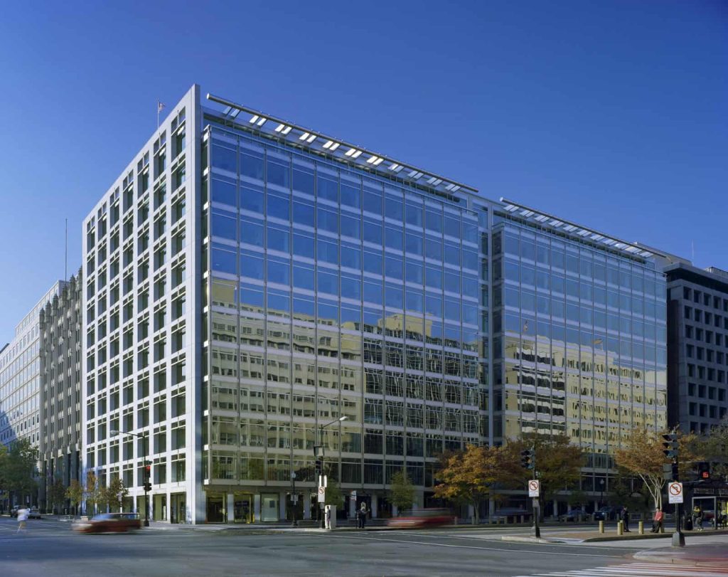 Security film installed at Gilbane 1700 K St.